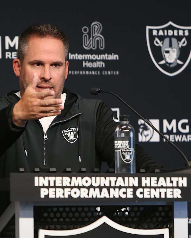 Josh McDaniels-2